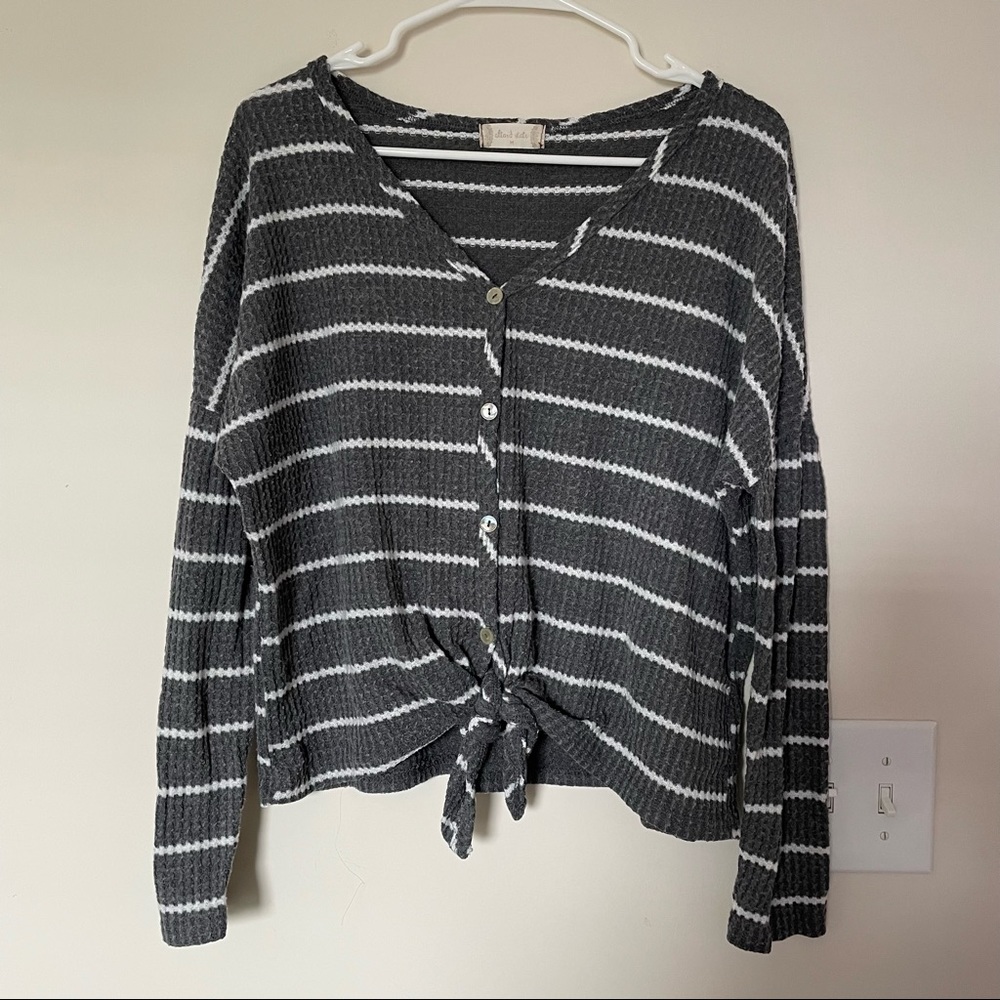 Altar’d State gray long sleeve top Medium